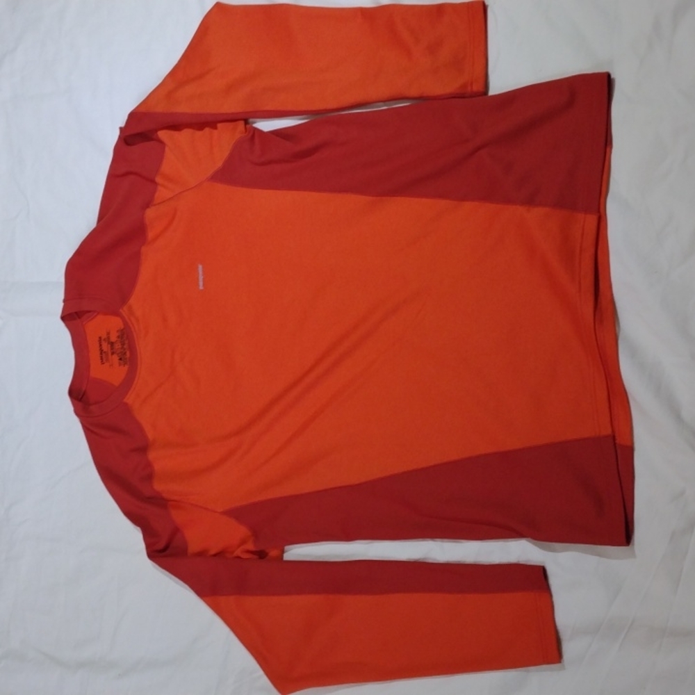 Patagonia Mid Weight Capilene Long Sleeve Shirt - image 1